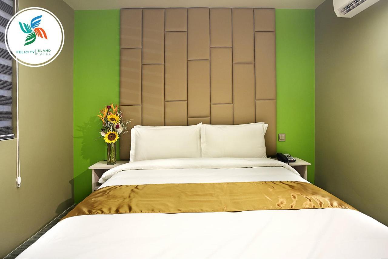 Felicity Island Hotel Lapu-Lapu City Exterior photo